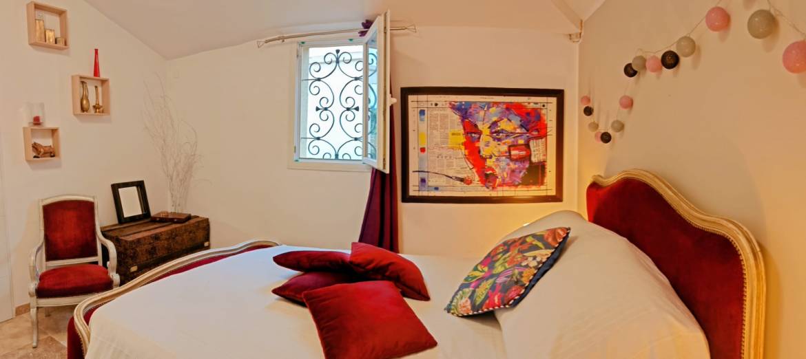 Charmant-studio-aux-portes-des-Alpilles-Eyguieres-2.jpeg