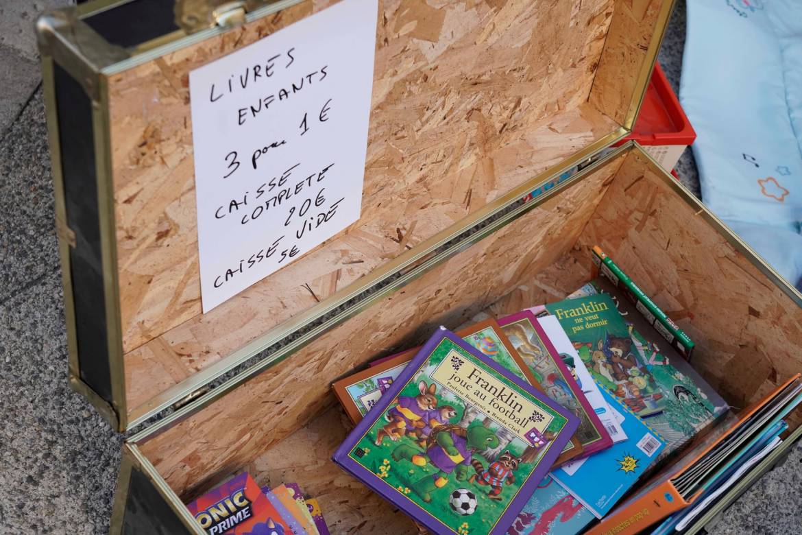 Retour-en-image-vide-grenier-Eyguieres-les-Alpilles-19.jpg