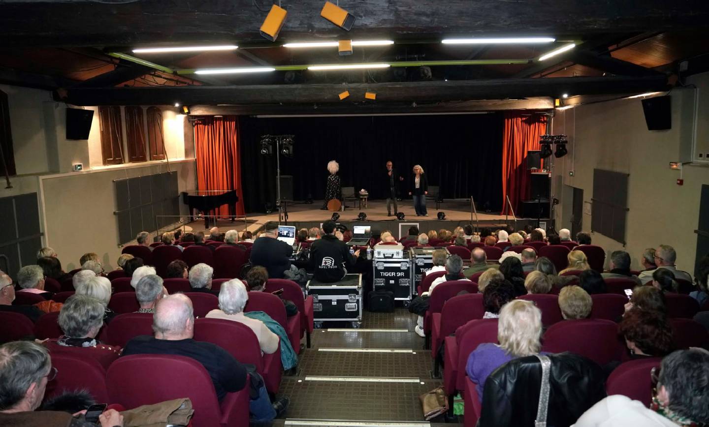 Retour en images : spectacles humorisitques <br> 02/03/26